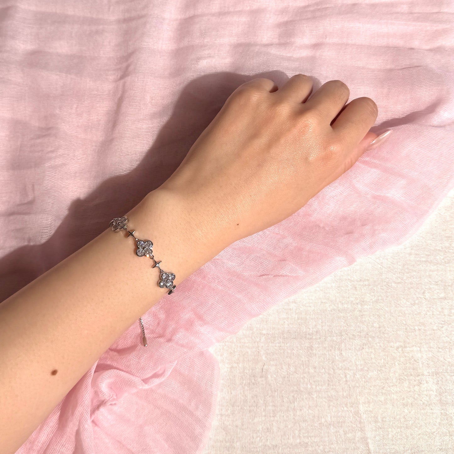 Star Petal Bracelet